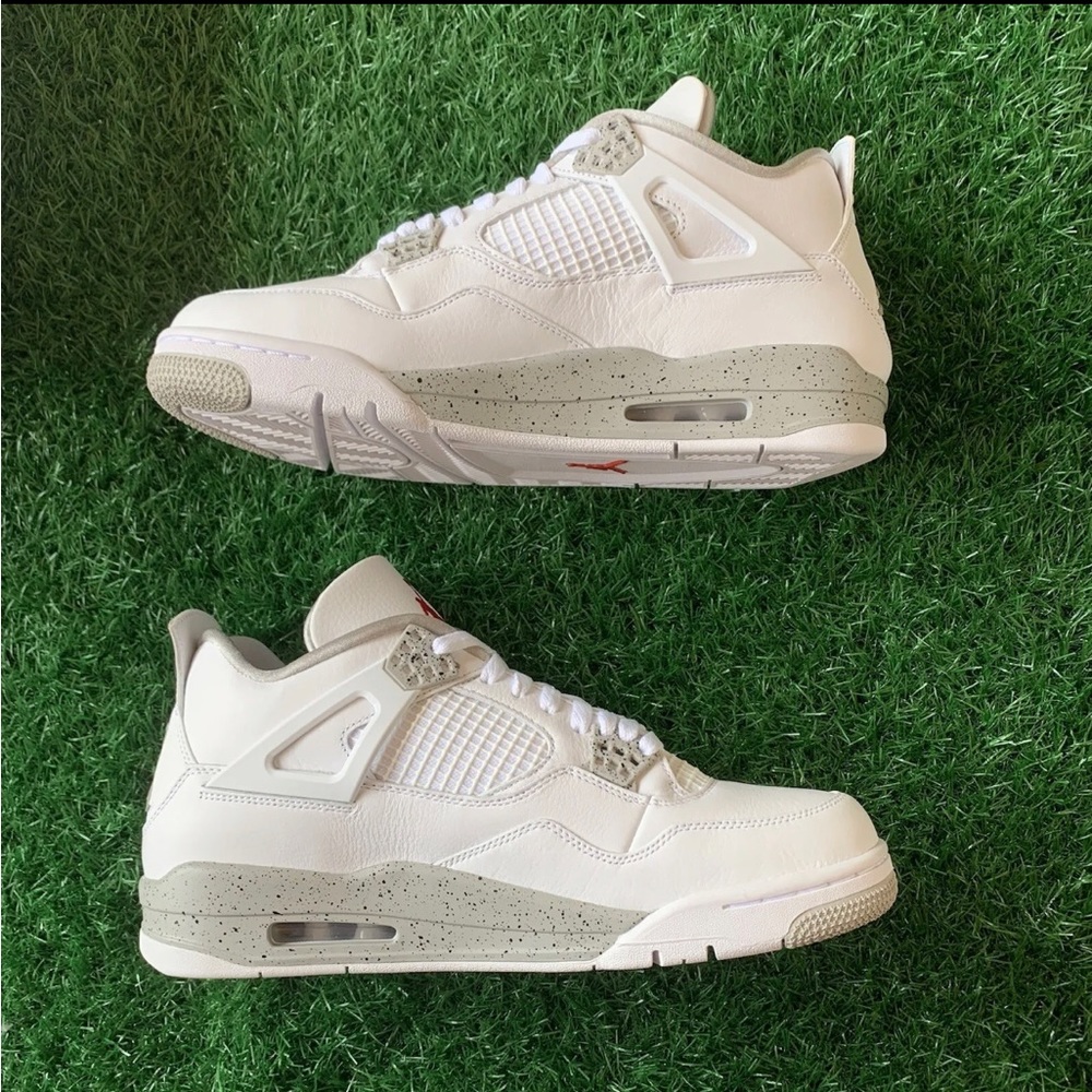 Jordan 4s white oreo